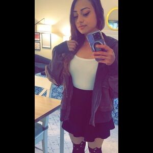 Meet your Posher, Dalal